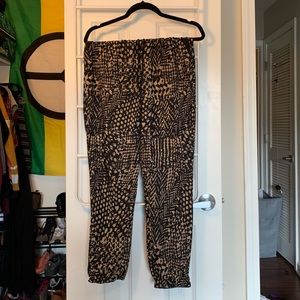 Atmosphere Pattern Pants